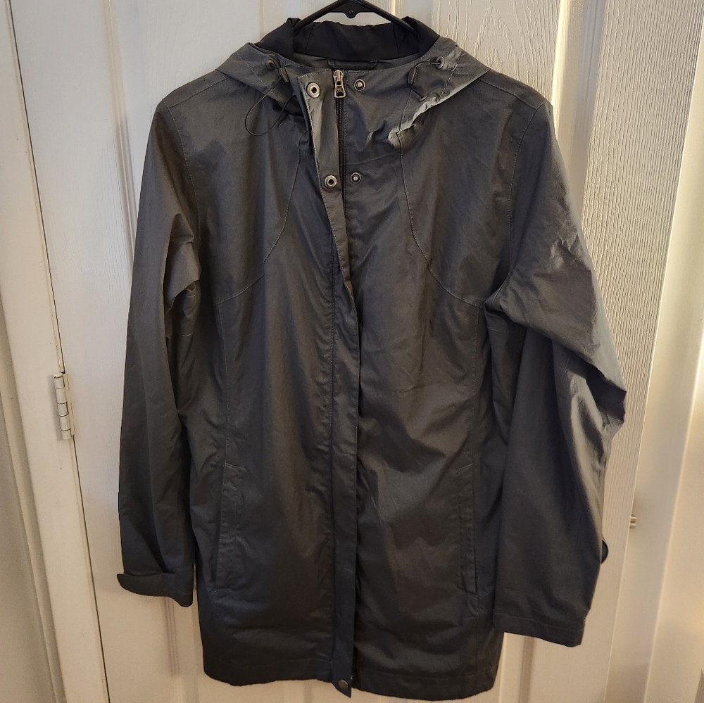 Columbia Omni-Tech rain jacket